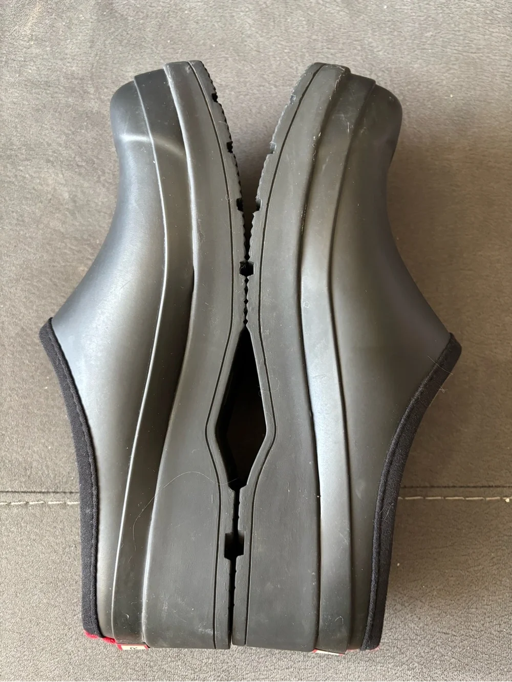 Hunter waterproof slip